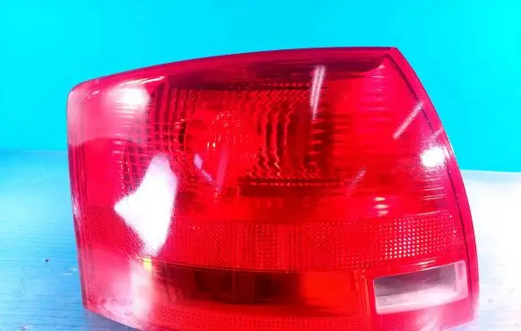 Audi A4 S4 B7 8E 8H Rear/tail lights 8E9945095E 484001