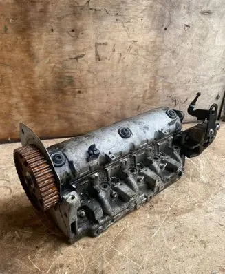 Renault Scenic II - Grand scenic II Engine head F9QD812 F9Q8812C284240 F9G01231A443324023