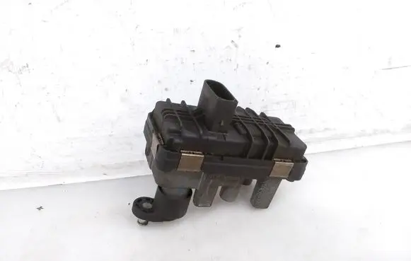 Land Rover Range Rover Evoque L538 Turbo charger electric actuator 4933519600