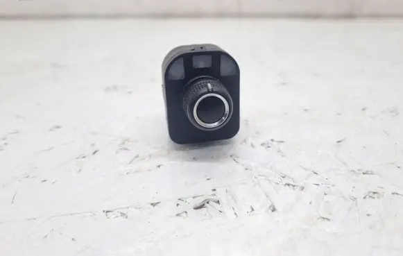 Audi A4 S4 B8 8K Wing mirror switch 8K0959565B