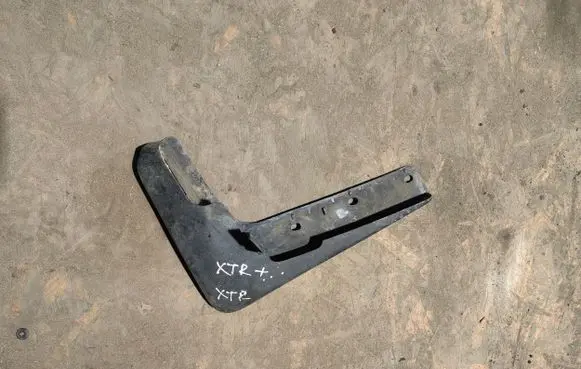 Nissan X-Trail T31 Front mudguard 