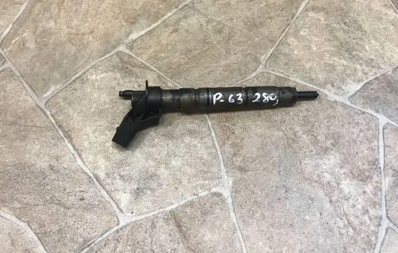 Fuel injector