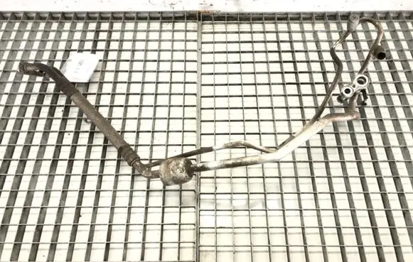 Opel Corsa E Air conditioning (A/C) pipe/hose 39084088