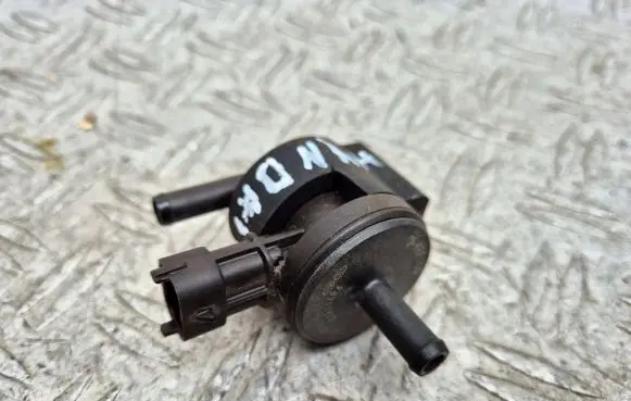 Hyundai i30 Vacuum valve 290102B000 98711Y12
