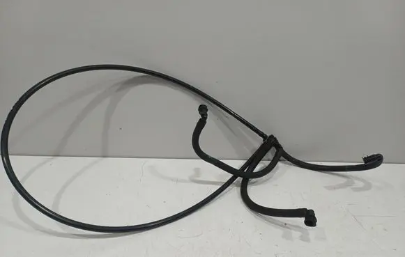 BMW 5 E60 E61 Windshield washer fluid hose 7066010