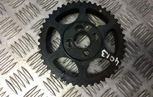Volvo V70 Camshaft pulley/ VANOS 8631554
