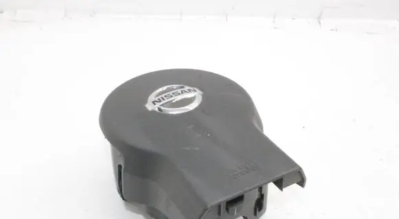 Nissan Pathfinder R51 Steering wheel airbag