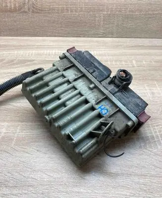 Opel Astra G Coolant fan relay 24410129 804024