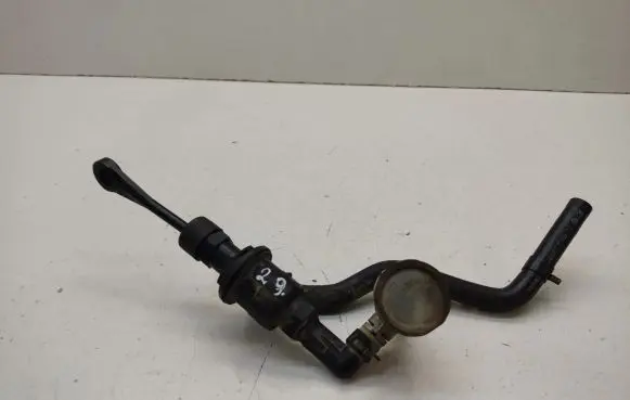 Hyundai Tucson TL Clutch master cylinder 74590