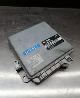 BMW 5 E34 Engine control unit/module 2243421 0281001181