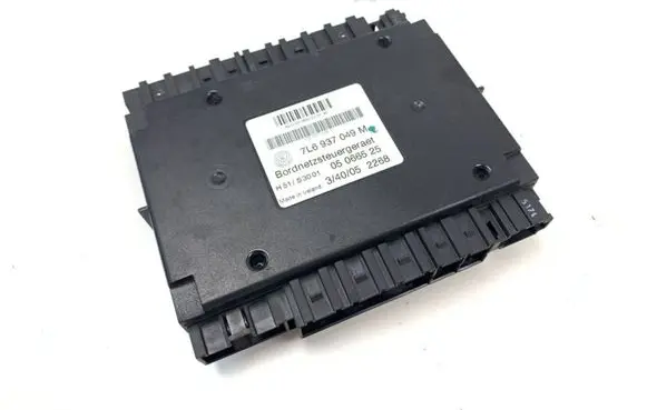Volkswagen Touareg I Comfort/convenience module 7L6937049M 05066525