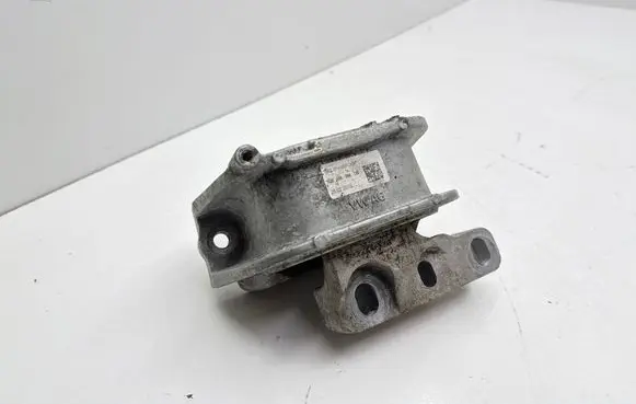Skoda Octavia Mk3 (5E) Engine mount bracket 5Q0199262DD ZFH18BR0K5 26022018