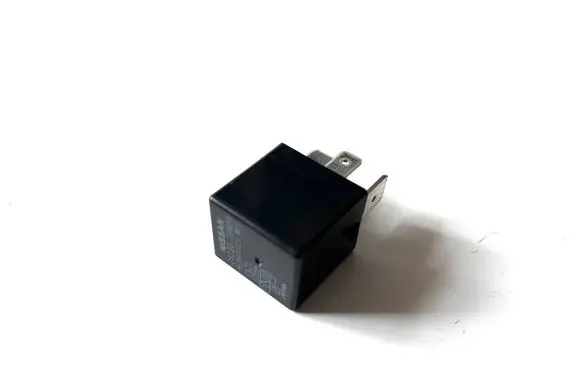 Nissan Leaf I (ZE0) Other relay 252307995A