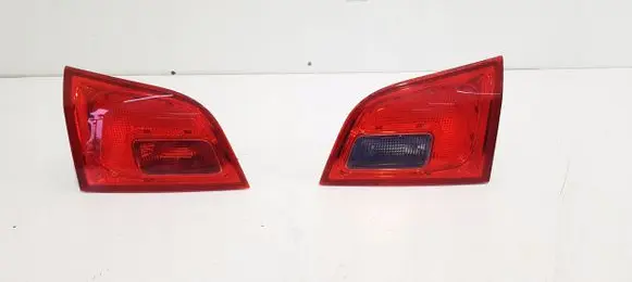 Opel Astra J Tailgate rear/tail lights