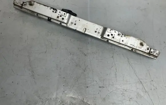 Opel Astra J Top upper radiator support slam panel 13312474 13502577