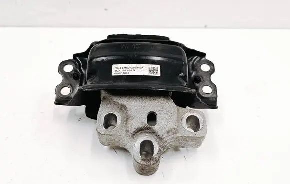 Volkswagen Tiguan Allspace Engine mount bracket 5QA199555G