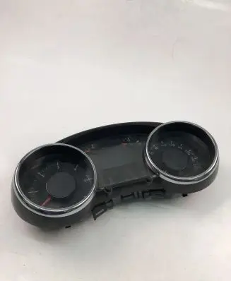 Speedometer (instrument cluster)