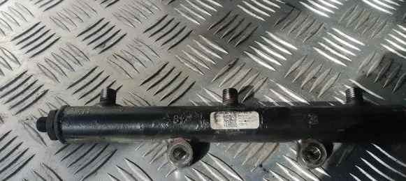Fuel main line pipe