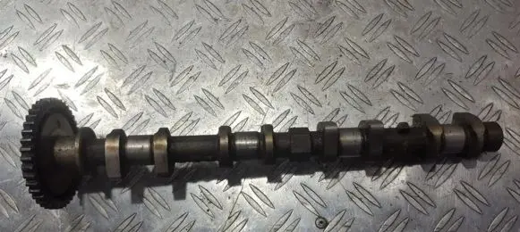 Toyota Yaris Camshaft 