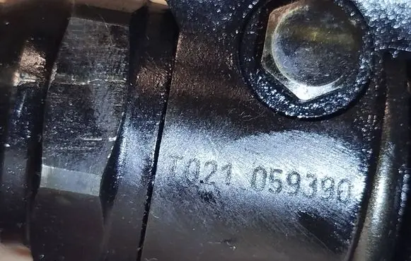 Audi A3 S3 8P Fuel injector T021059390 03G130073G