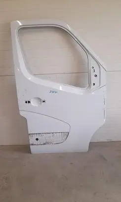 Renault Master III Front door