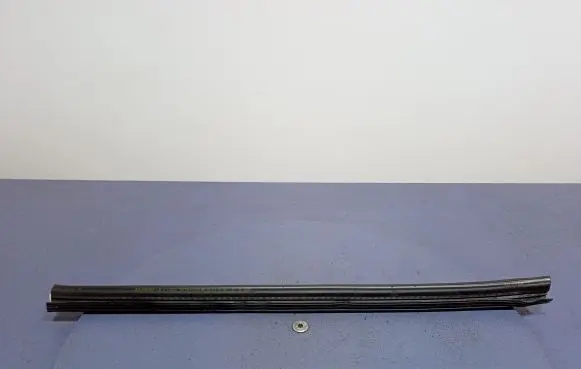 Audi Q4 Sportback e-tron Front door rubber seal 89A837479