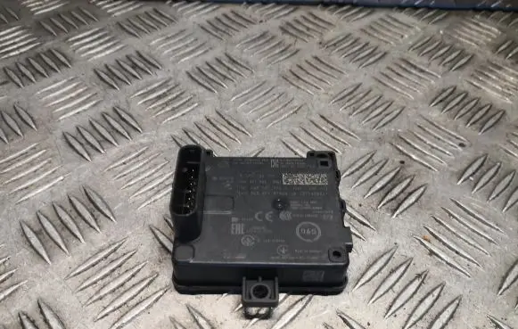 Volkswagen Golf VIII Distronic sensor radar 5WA907561 0203305797