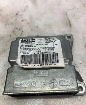 Citroen C4 I Picasso Airbag control unit/module 610955800