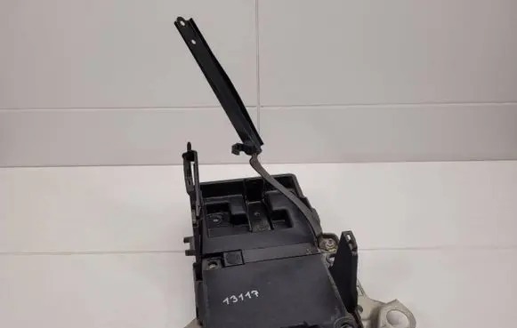 Battery tray