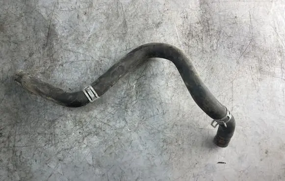 Toyota Corolla E120 E130 Engine coolant pipe/hose