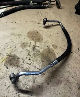 Ford Focus C-MAX Air conditioning (A/C) pipe/hose