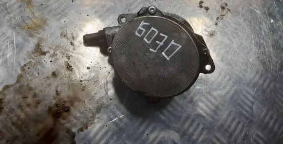 Audi A6 S6 C6 4F Vacuum pump 057145100A