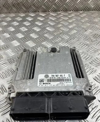 Volkswagen Touareg II Engine control unit/module 7P0907401F