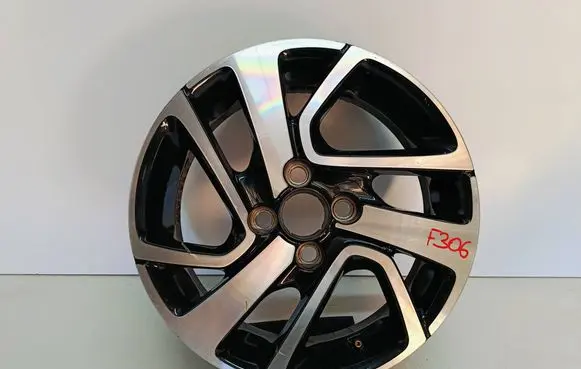Toyota Aygo AB40 R15 alloy rim B000908277 F306