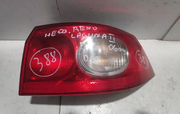 Renault Laguna II Tailgate rear/tail lights B74PH2