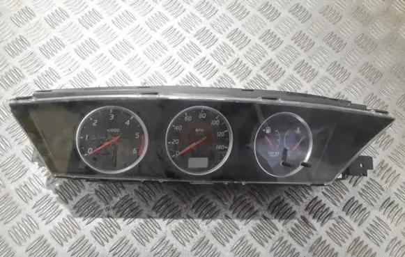 Nissan Primera Speedometer (instrument cluster) au979 3934798