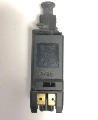 Volkswagen Golf IV Brake pedal sensor switch 191945515B