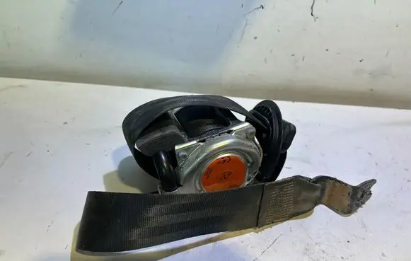 Seat Ibiza V (KJ) Front seatbelt 0589P10026