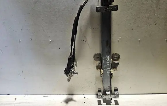 Chrysler Voyager Front door window regulator with motor