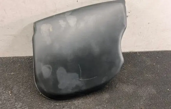 Audi Q7 4L Tail light bulb cover holder 4L0945426