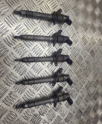 Volvo S80 Fuel injectors set 0445110078