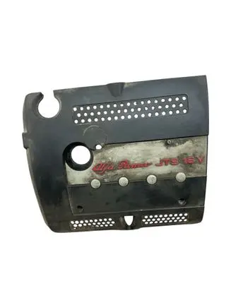 Alfa Romeo GT Engine cover (trim)