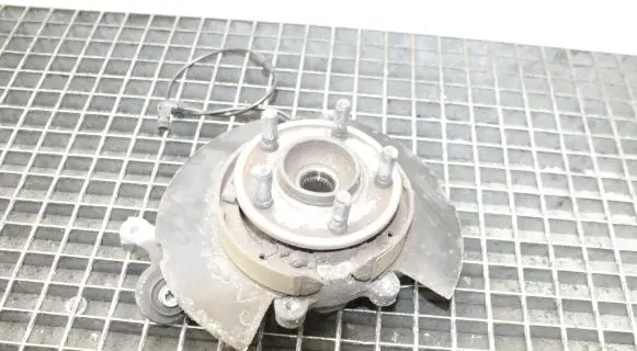 Chrysler 300 - 300C Rear wheel hub