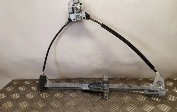 Audi 80 90 S2 B4 Front door manual window regulator 8A0837400