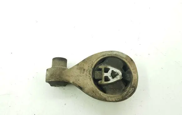 Nissan X-Trail T31 Engine mount bracket 8200277221