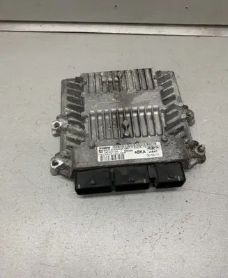 Ford Focus C-MAX Engine control unit/module 6M5112A650YA