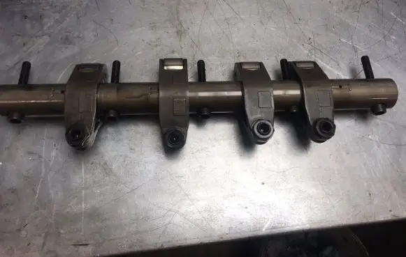 Volkswagen PASSAT B6 Camshaft 03G109527A 124407