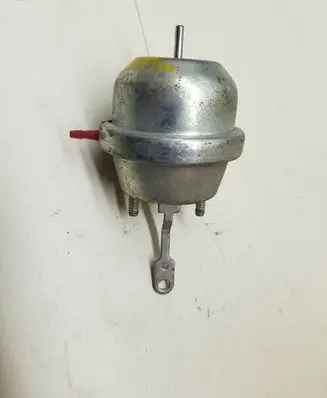 Ford Mondeo MK II Vacuum valve 