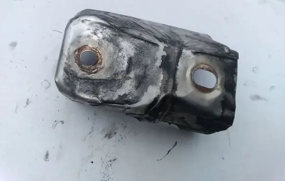 Volkswagen Golf V Heat shield in engine bay 038129969A