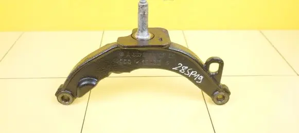 Mercedes-Benz Vito Viano W447 Gearbox mounting bracket A4472660100 622951